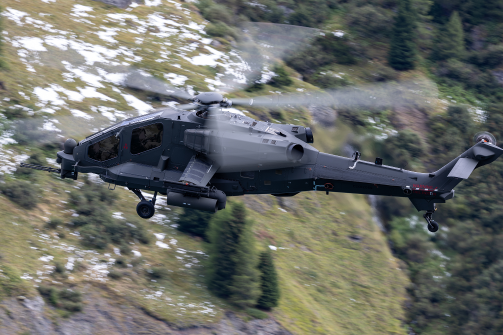 AW249_combat_1